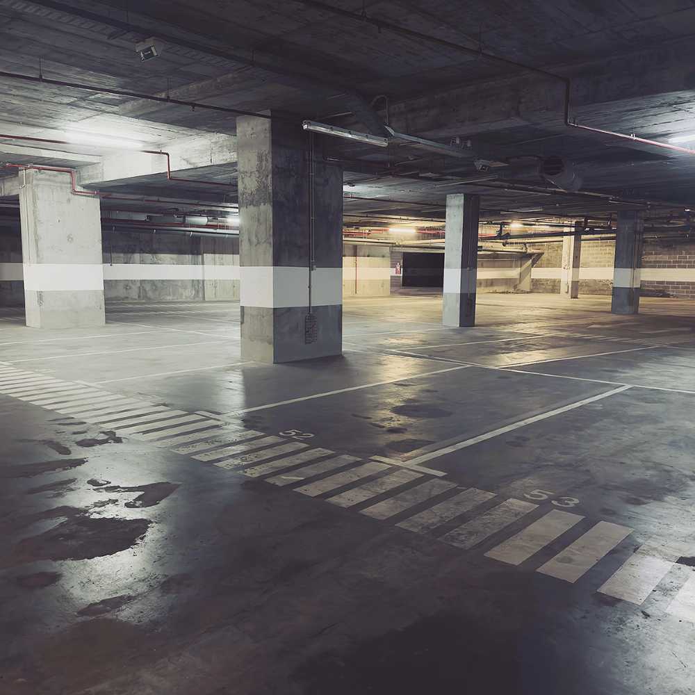 IndMaint-ParkingDeck-SideImg